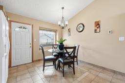 109 Kirkham Bay, Winnipeg, MB R2V4J5 Photo 14