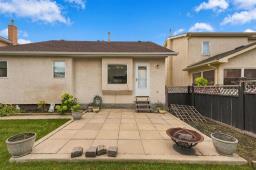 109 Kirkham Bay, Winnipeg, MB R2V4J5 Photo 29