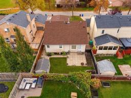 109 Kirkham Bay, Winnipeg, MB R2V4J5 Photo 34