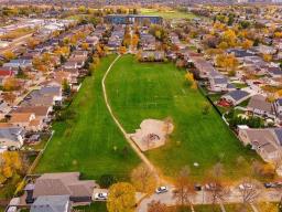 109 Kirkham Bay, Winnipeg, MB R2V4J5 Photo 38