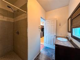 607 Jubilee Avenue, Winnipeg, MB R3L1P4 Photo 15