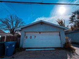 607 Jubilee Avenue, Winnipeg, MB R3L1P4 Photo 35