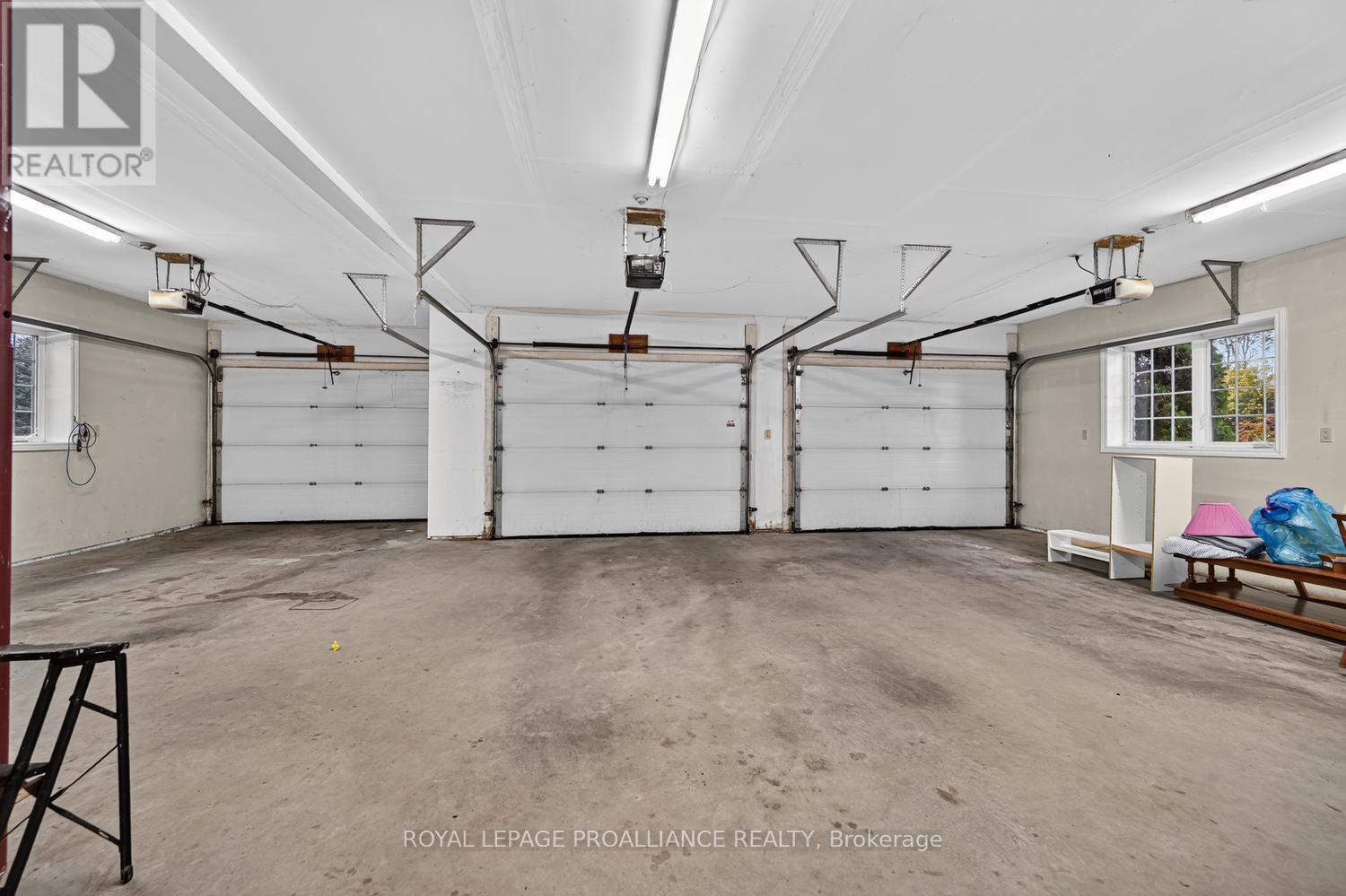 1131 Irace Drive — photo 38