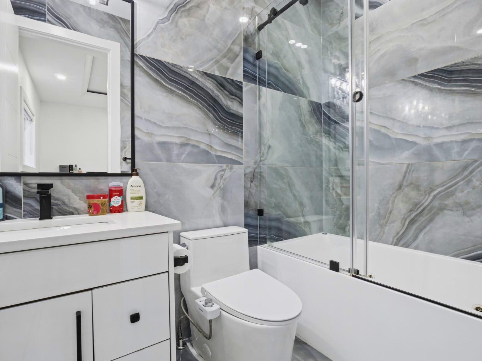 Photo of 17925 56A AVENUE 23
