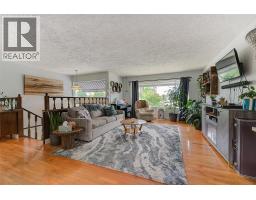 Kitchen - 651 Richter Street, Kelowna, BC V1Y2J6 Photo 7