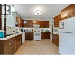 651 Richter Street, Kelowna, BC V1Y2J6 Photo 11