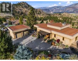 594 Wilson Mountain Road, Oliver