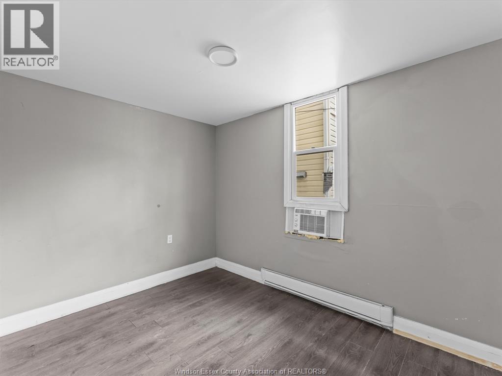 446 WYANDOTTE STREET West, Windsor — photo 9