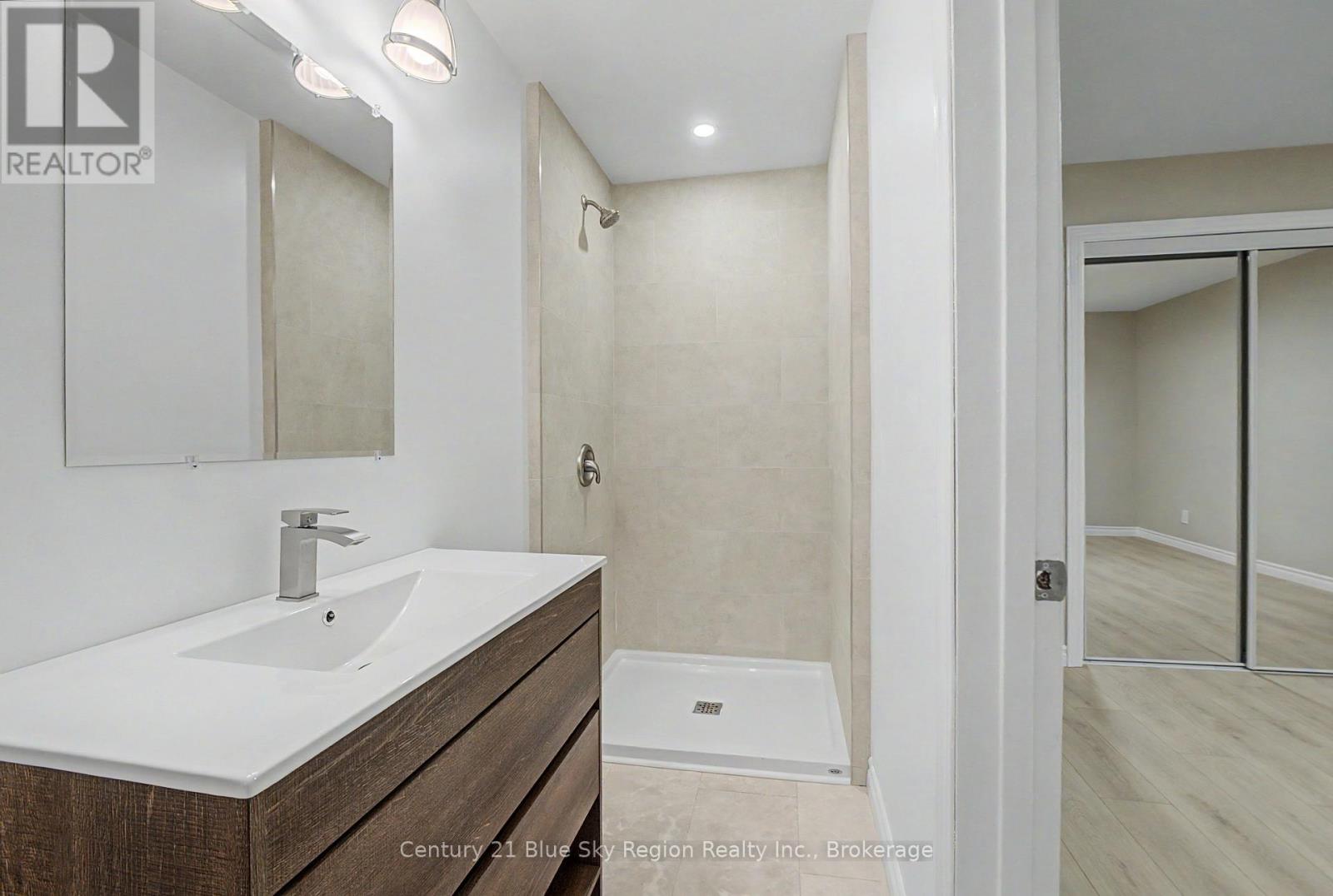 686 Laplage Road — photo 25