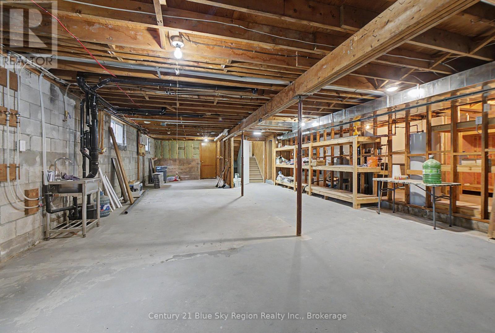 686 Laplage Road — photo 29