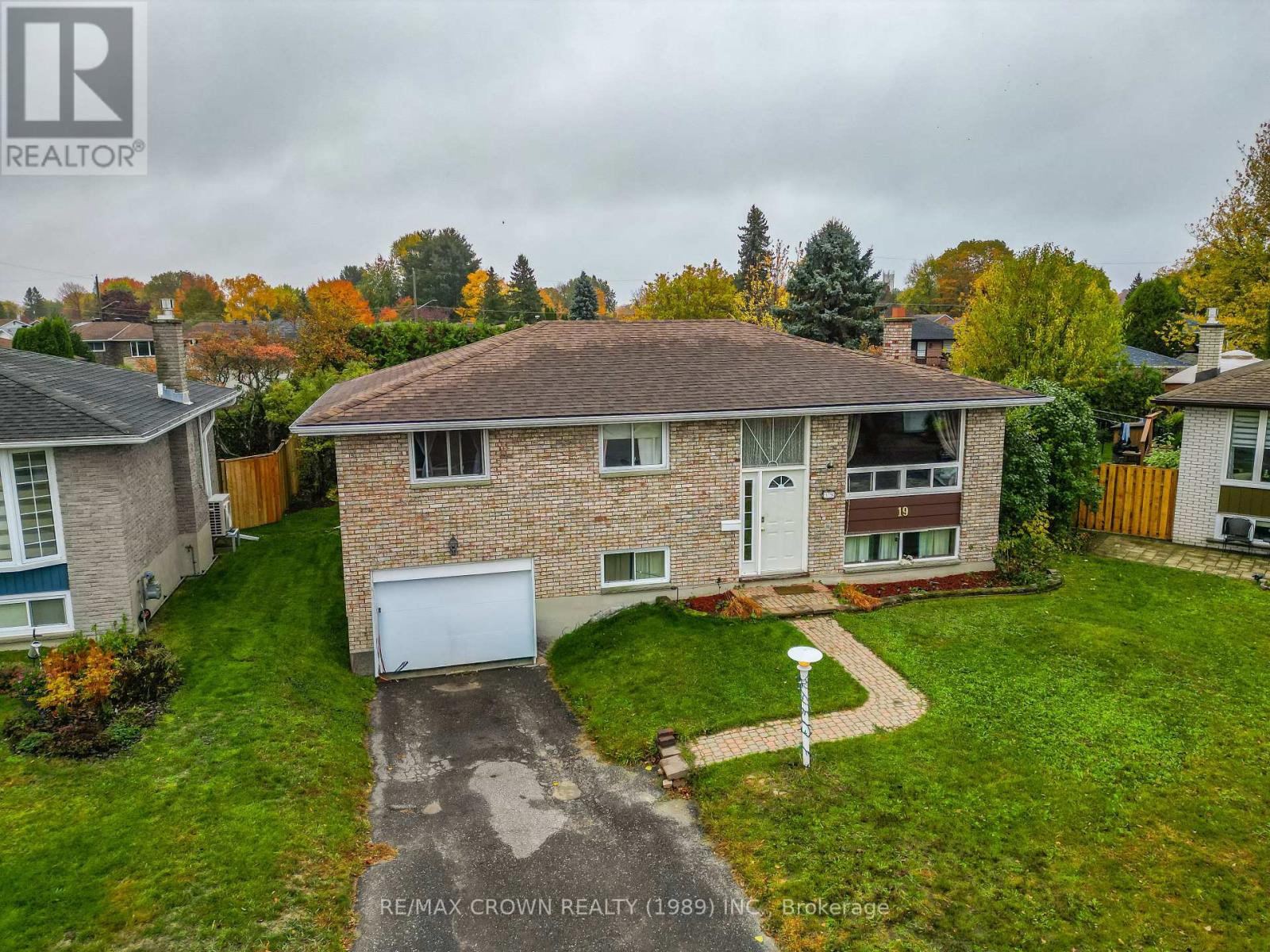 19 Knox Court — photo 35