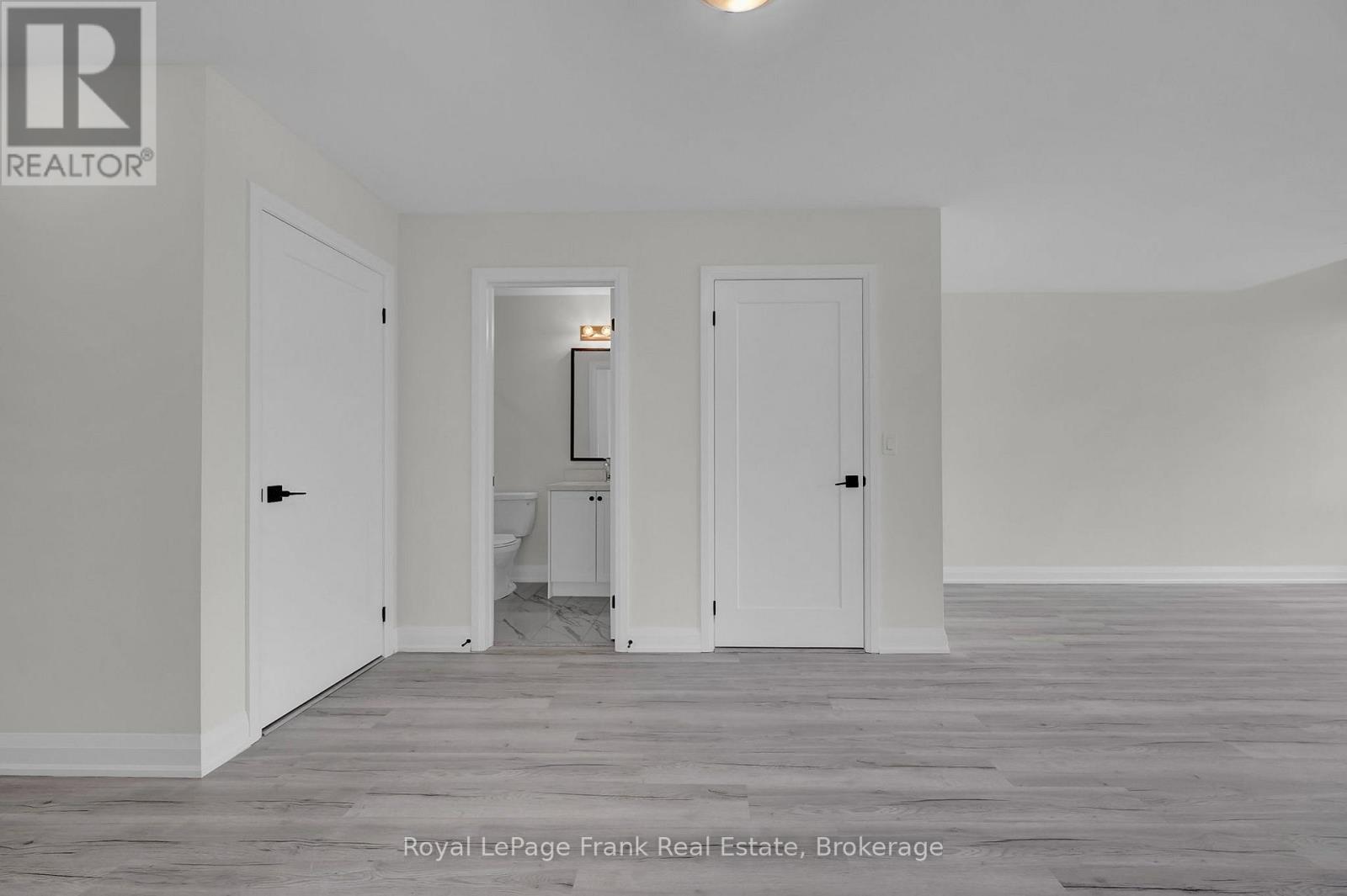 321 Anderson Avenue — photo 16
