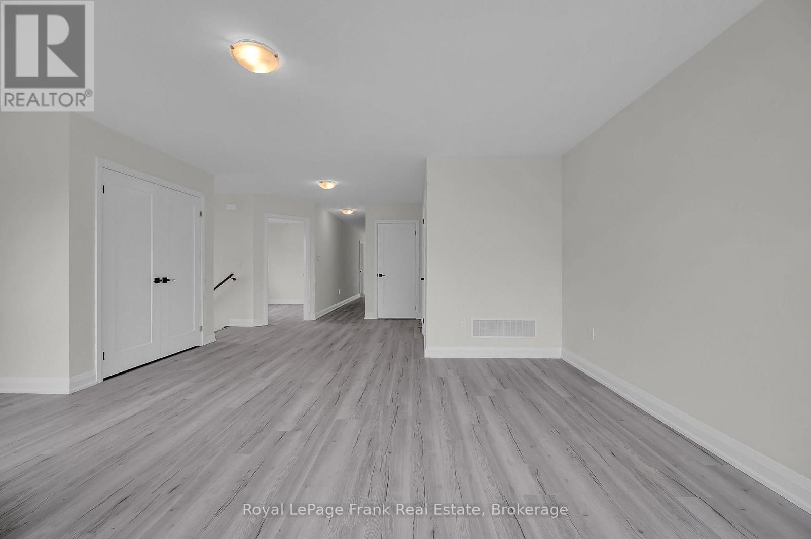 321 Anderson Avenue — photo 20