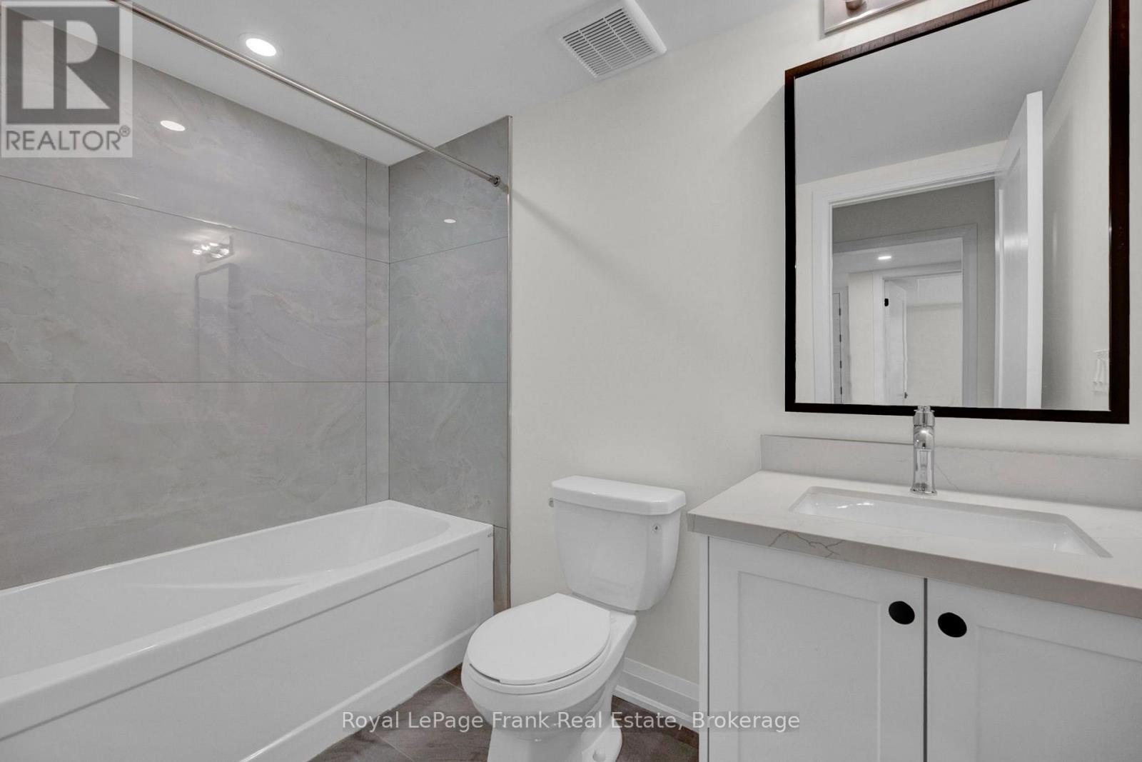 323 Anderson Avenue — photo 18