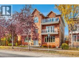 202, 814 Memorial Drive NW - photo 1