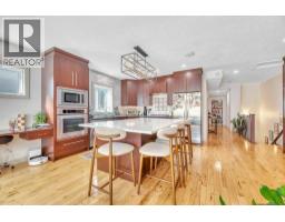 202, 814 Memorial Drive NW - photo 10