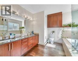 202, 814 Memorial Drive NW - photo 21