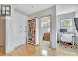 202, 814 Memorial Drive NW - photo 24