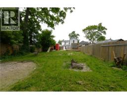 Mud room - 10 Meda Street, St  Thomas, ON N5P1W5 Photo 7