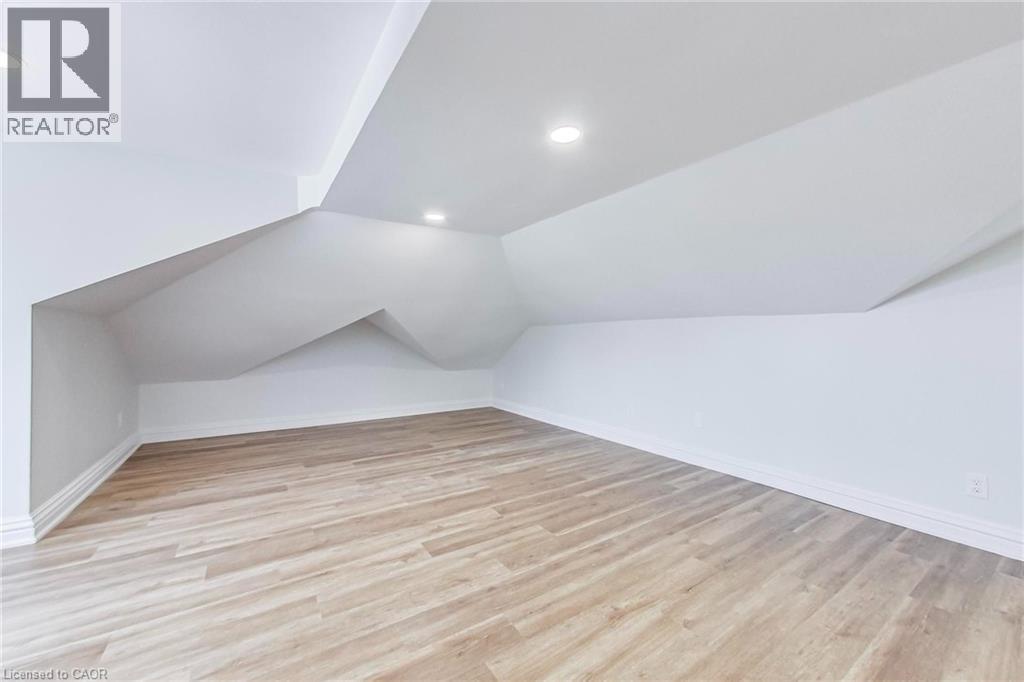 102 WEST Avenue S Unit# 4, Hamilton — photo 5