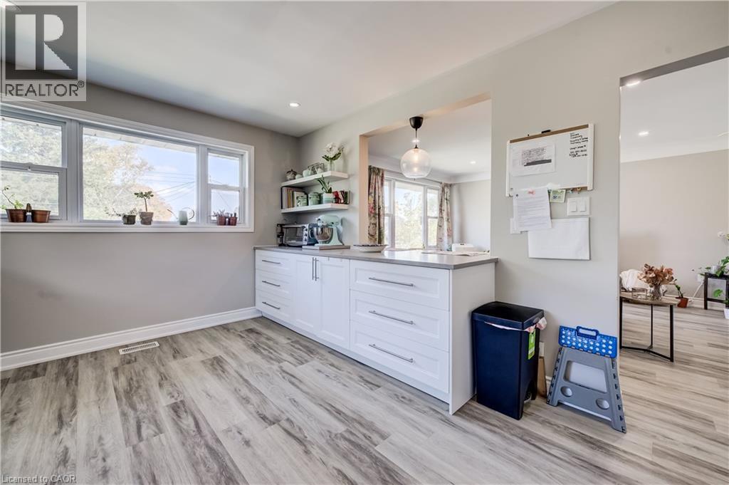 283 BECKER Street - 8