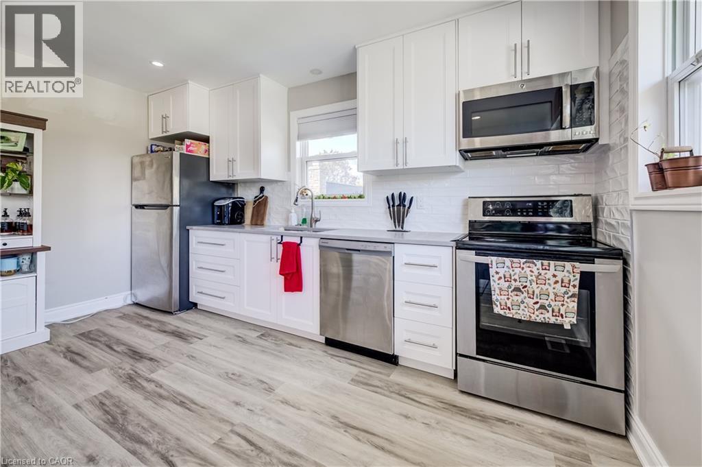 283 BECKER Street - 9