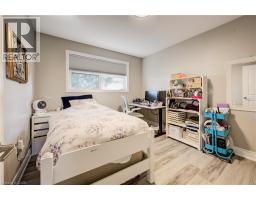 283 Becker Street, Kitchener, ON N2B1X8 Photo 13
