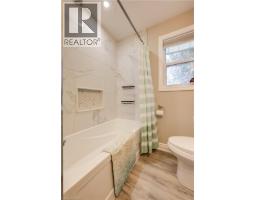 283 Becker Street, Kitchener, ON N2B1X8 Photo 16