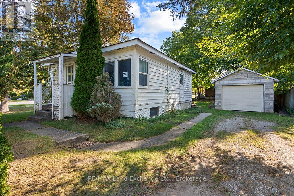 771 GODERICH STREET - 1