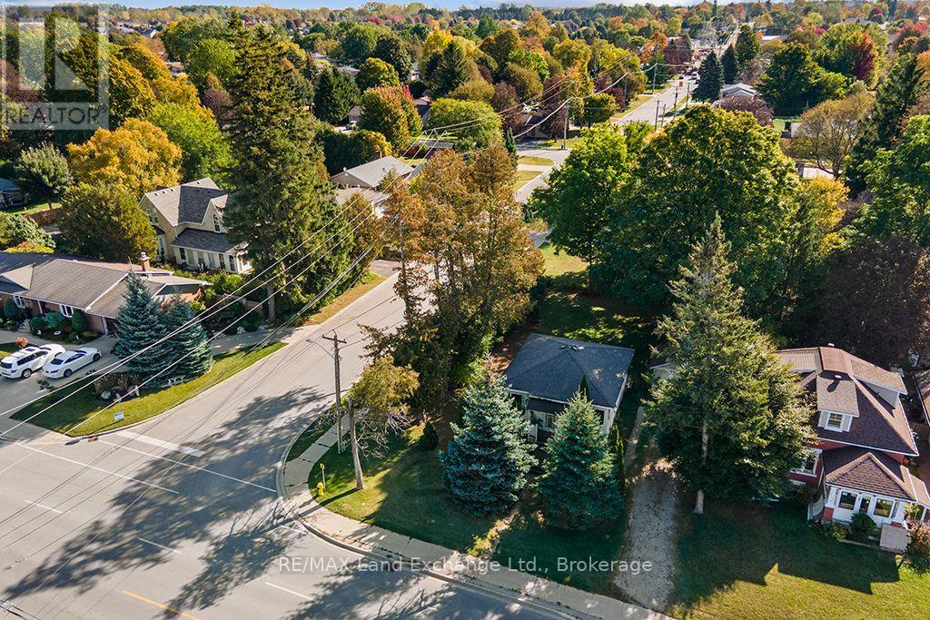 771 Goderich Street — photo 13