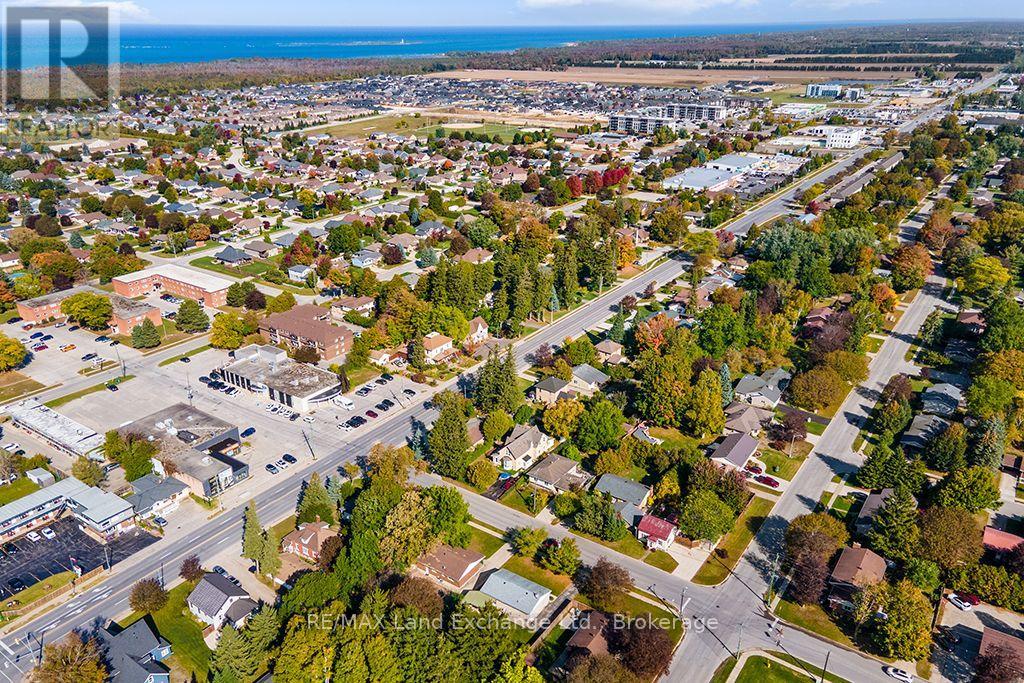 771 GODERICH STREET - 22
