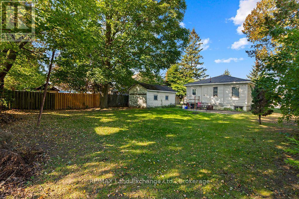 771 GODERICH STREET - 24
