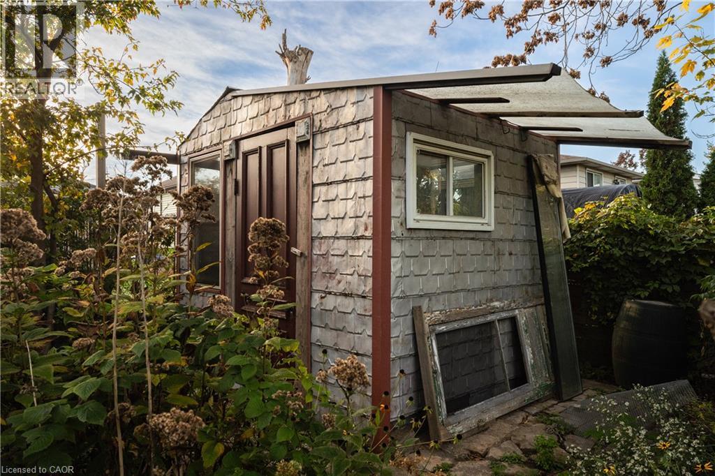 192 Grenfell Street — photo 45