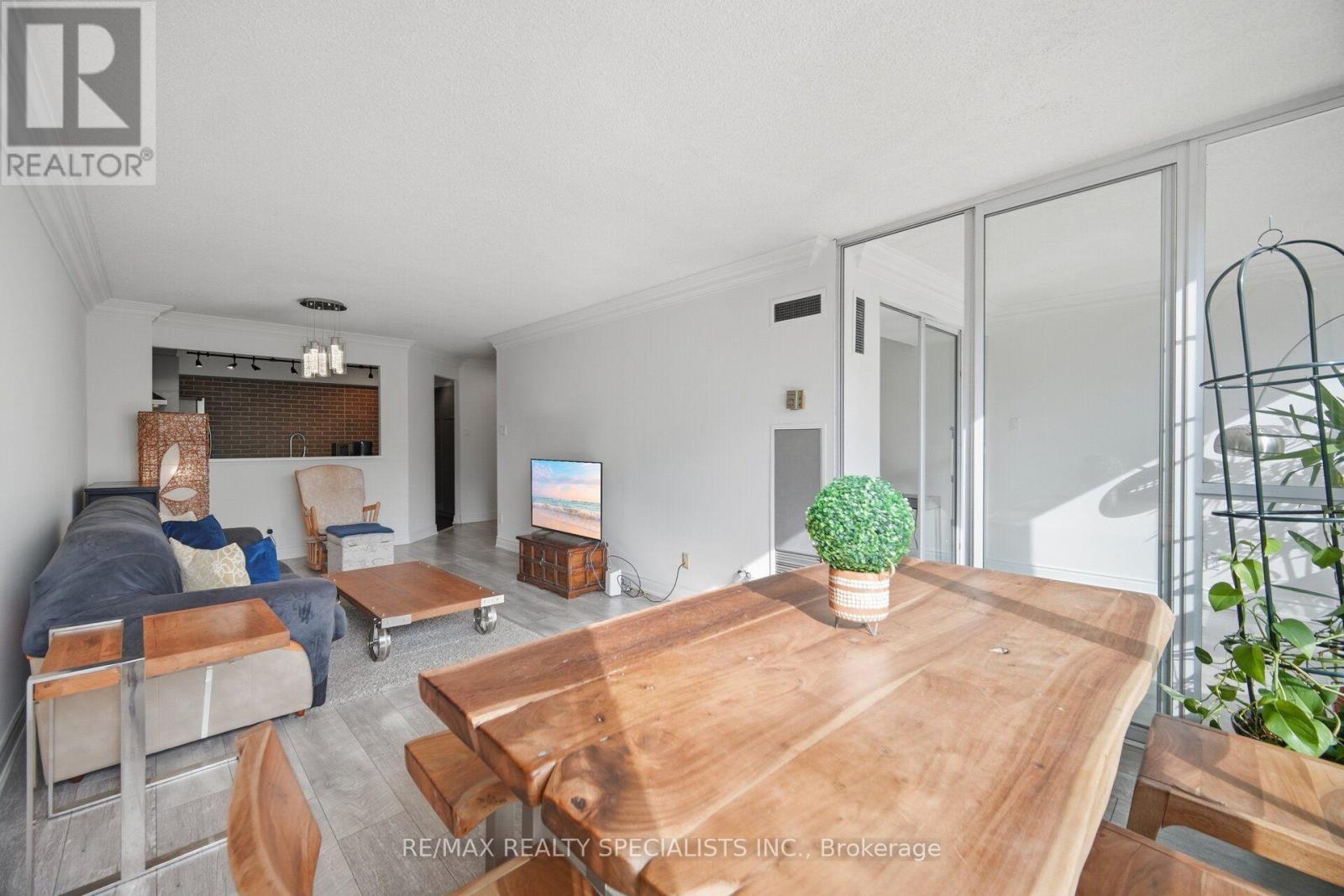 #306 1131 STEELES AVENUE W - 20