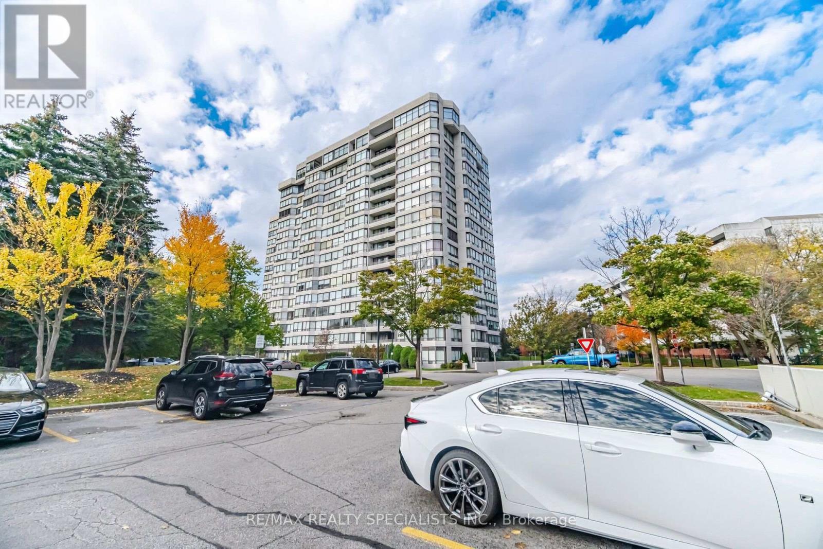 #306 1131 STEELES AVENUE W - 3