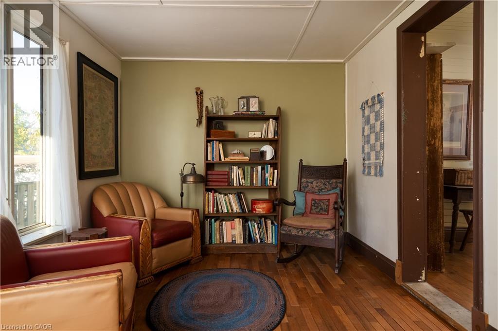192 Grenfell Street — photo 15