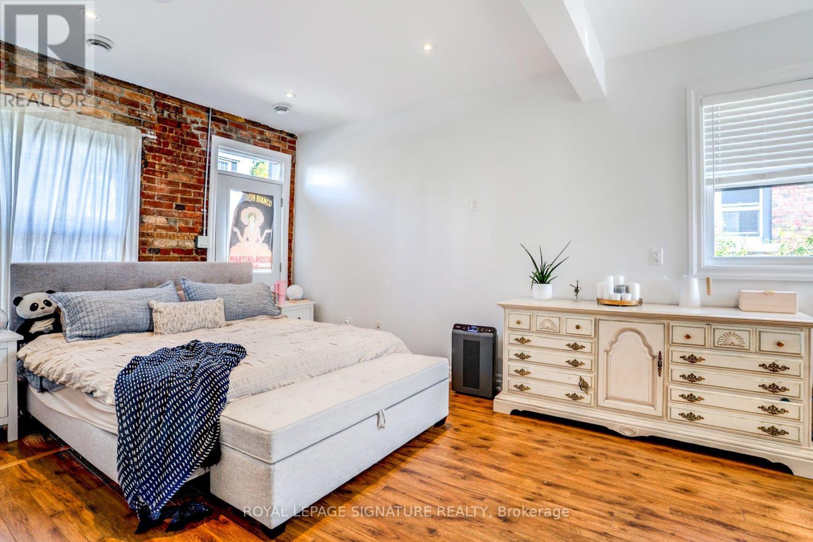 753-755 RICHMOND STREET W, Toronto (Niagara) — photo 8