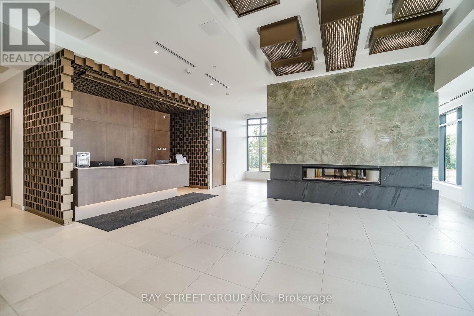 2016 - 188 FAIRVIEW MALL DRIVE, Toronto (Don Valley Village) — photo 3