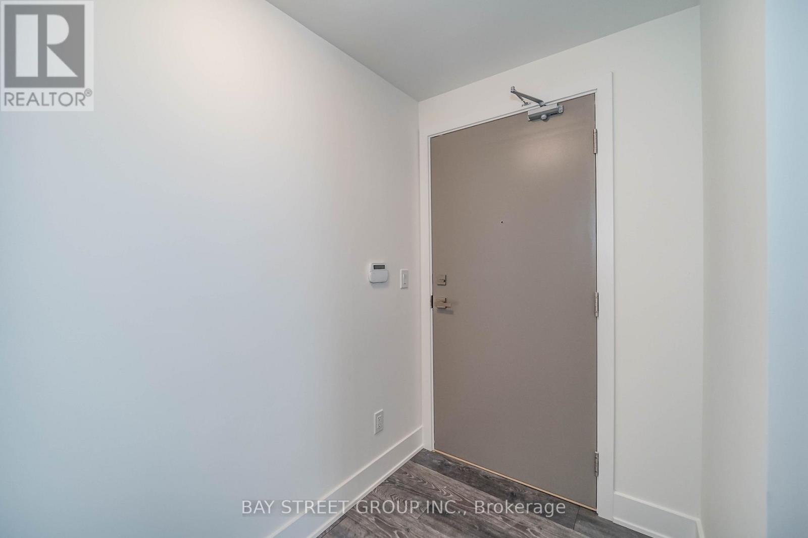 2016 - 188 FAIRVIEW MALL DRIVE, Toronto (Don Valley Village) — photo 5