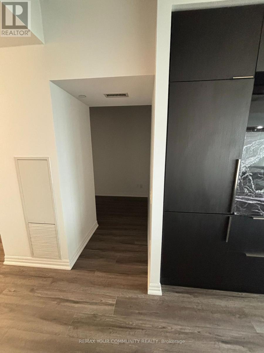 88 Blue Jays Way — photo 14