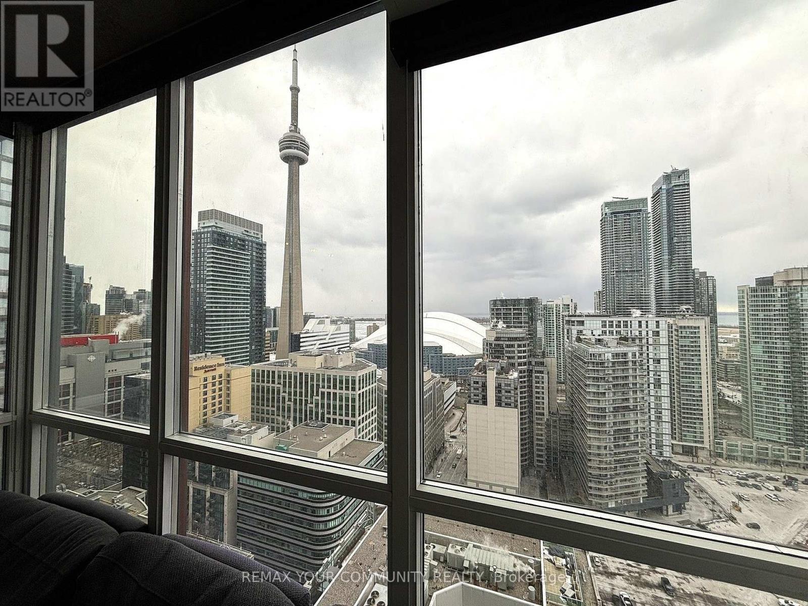 U2707 - 88 BLUE JAYS WAY, Toronto (Waterfront Communities) — photo 2