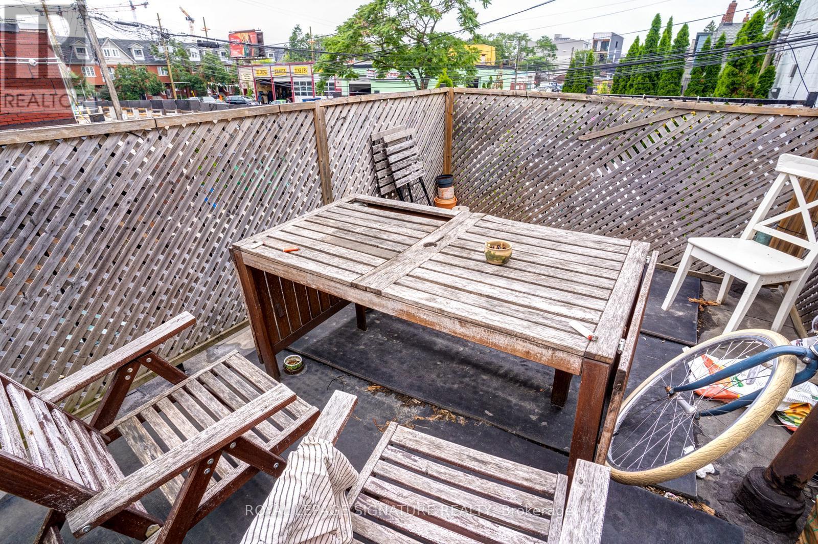 UPPER/REAR - 926 KING STREET W, Toronto (Niagara) — photo 10