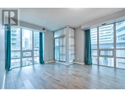 306 - 19 Grand Trunk Crescent, Toronto, ON M5J3A3 Photo 11