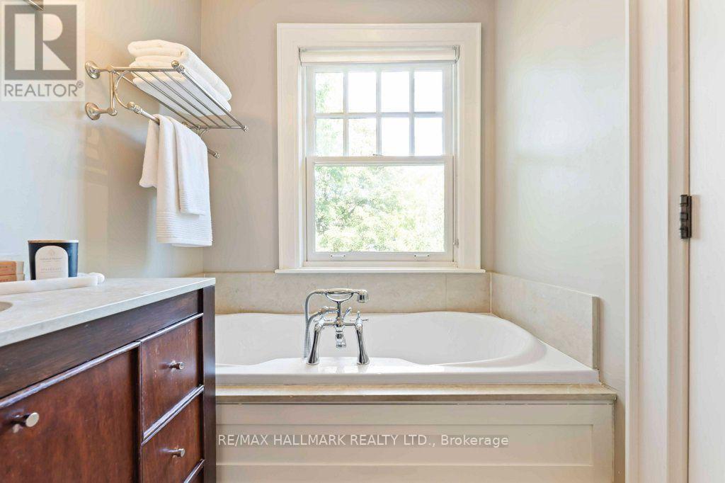 29 Standish Avenue — photo 23