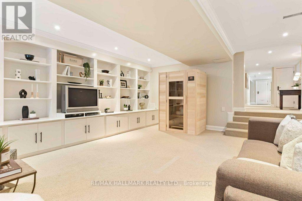 29 STANDISH AVENUE - 31