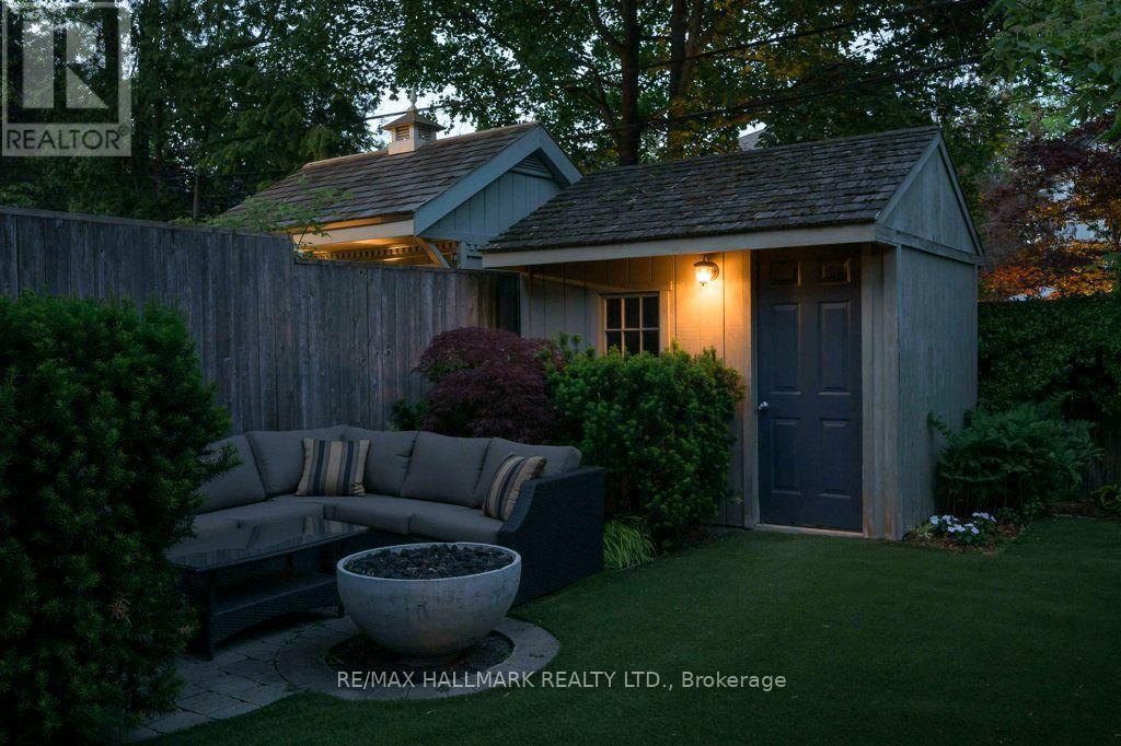 29 STANDISH AVENUE - 42