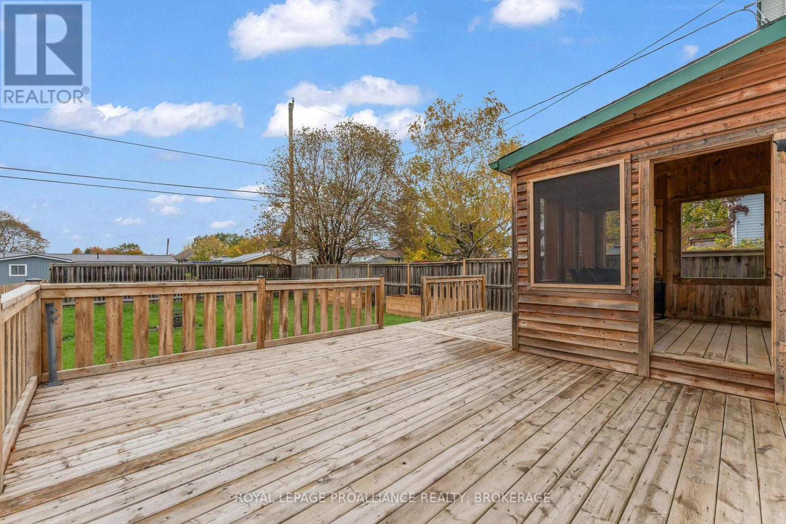 262 BROCK STREET - 31