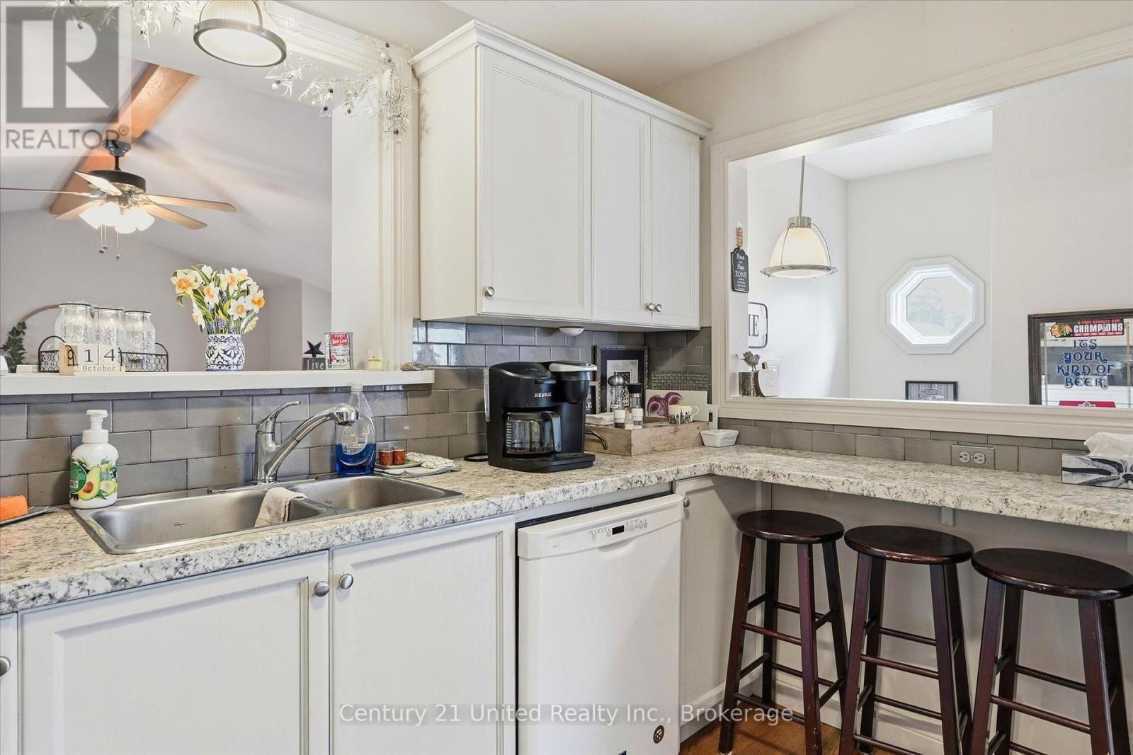 151 Elizabeth Avenue — photo 15