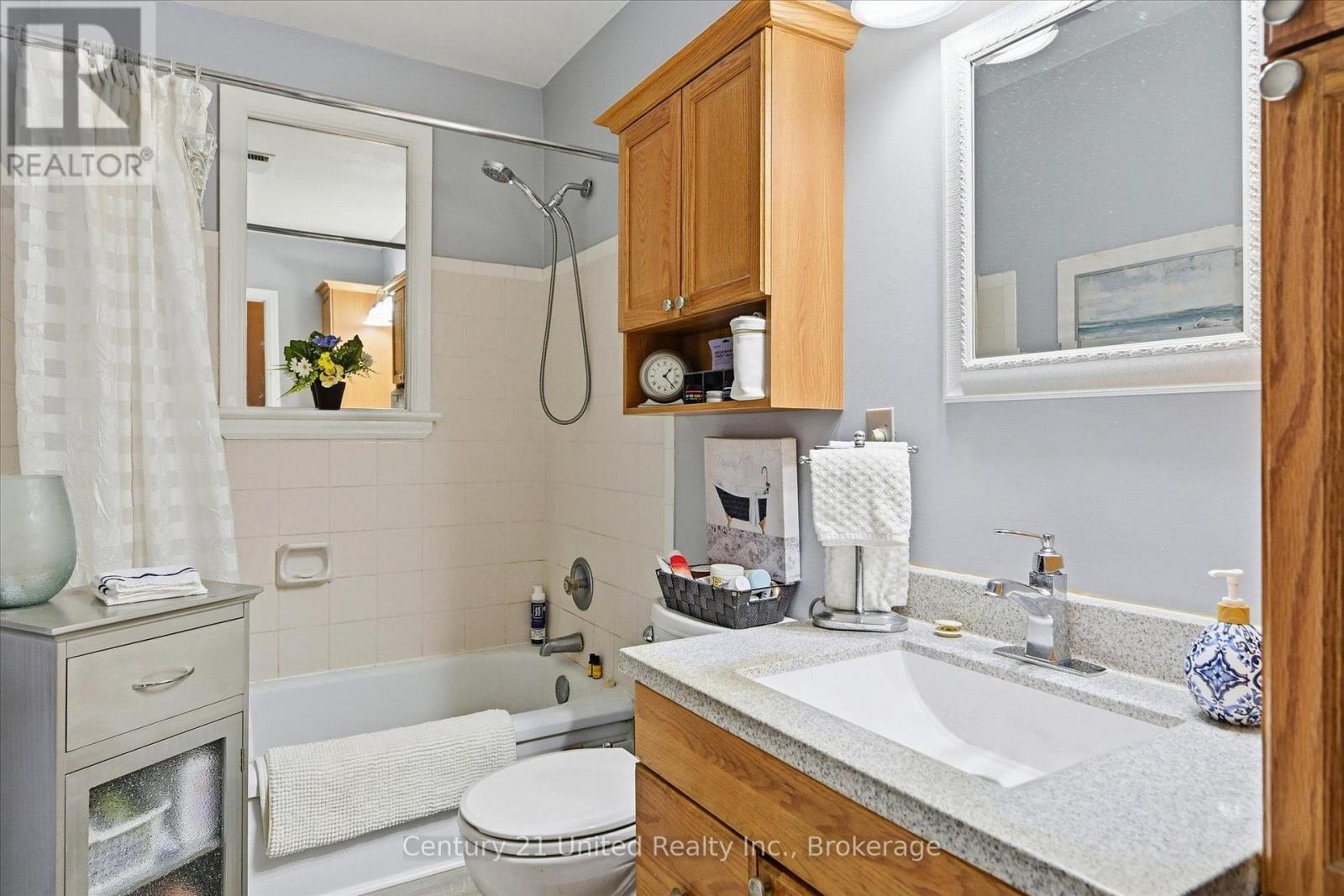 151 Elizabeth Avenue — photo 25
