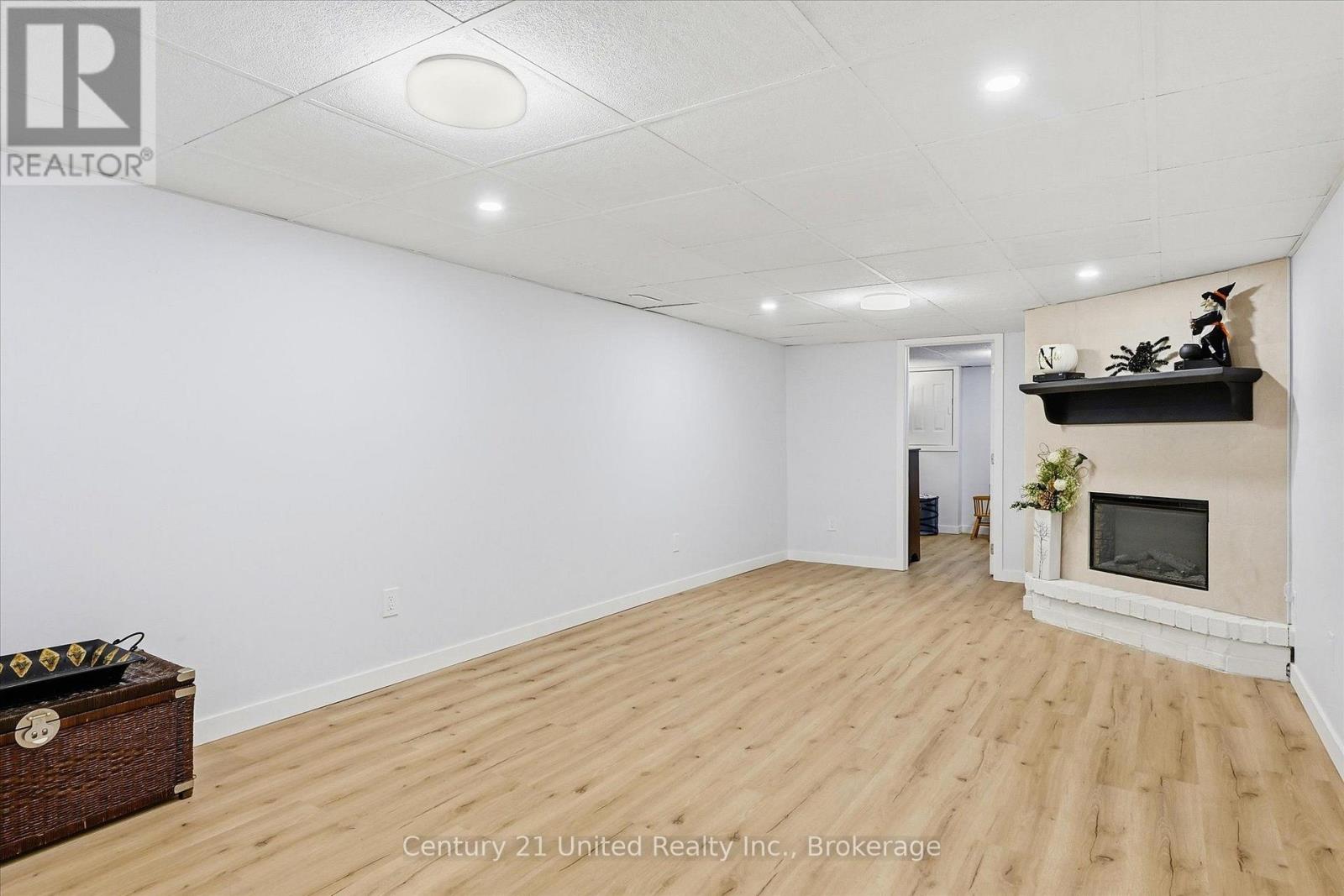 151 ELIZABETH AVENUE - 29